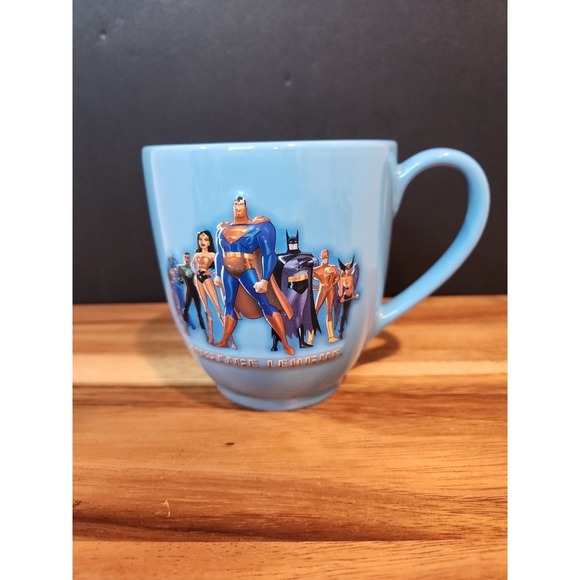 Six Flags Over Texas Justice League Coffee Cup Raised Characters - Picture 1 of 10